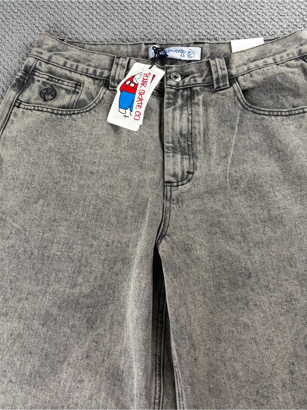Men's Relaxed Gray Washed Jeans - Casual Everyday Fit